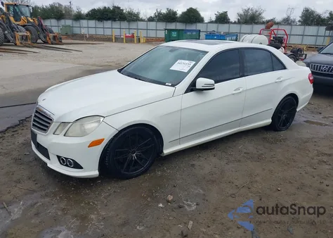 2010 Mercedes-Benz E 350 from USA, damaged, VIN WDDHF5GB6AA065202